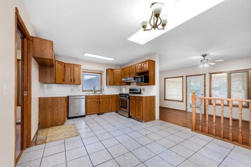 156 Del Ray Road Ne, Calgary, AB 