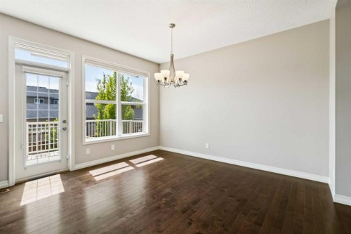 33 Sundown Grove, Cochrane, AB 