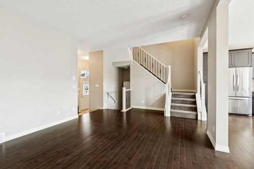 33 Sundown Grove, Cochrane, AB 