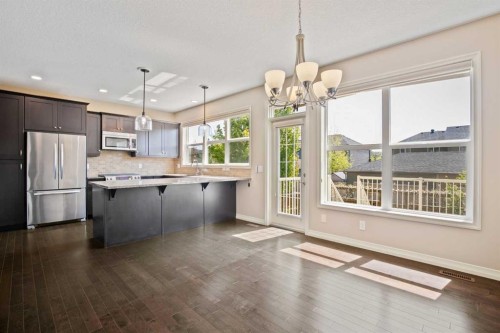33 Sundown Grove, Cochrane, AB 