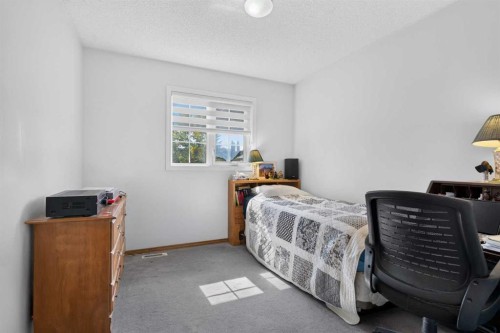 9867 Hidden Valley Drive Nw, Calgary, AB 