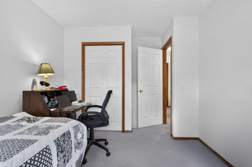 9867 Hidden Valley Drive Nw, Calgary, AB 