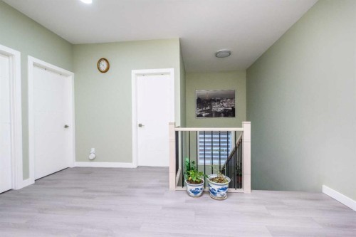 6 Strathridge Lane Sw, Calgary, AB 