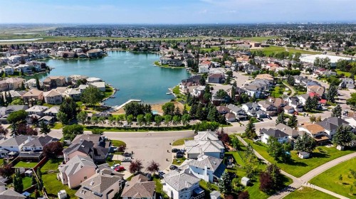 28 Coral Reef Link Ne, Calgary, AB 