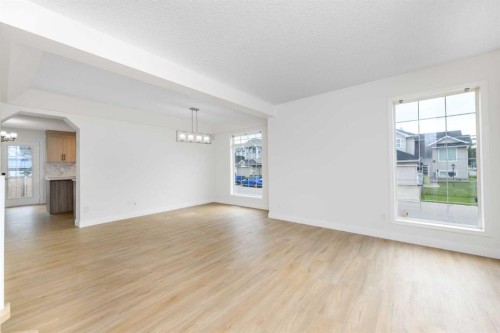 28 Coral Reef Link Ne, Calgary, AB 