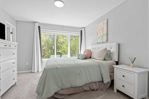 3304 2 Street Ne, Calgary, AB 