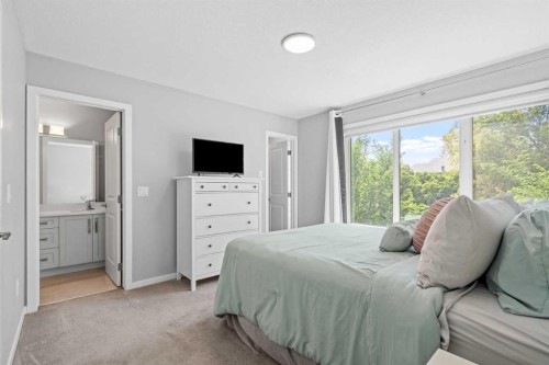 3304 2 Street Ne, Calgary, AB 
