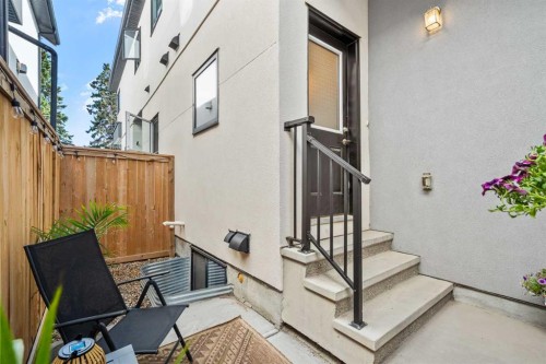 3304 2 Street Ne, Calgary, AB 