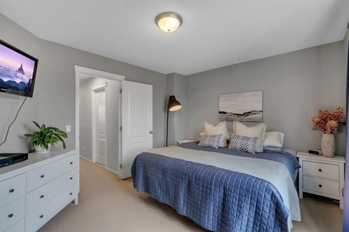 15 Eversyde Heath Sw, Calgary, AB 
