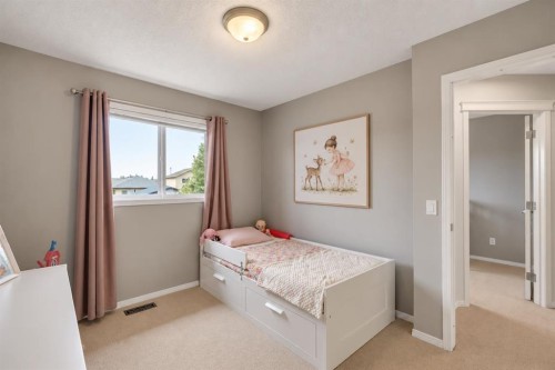 15 Eversyde Heath Sw, Calgary, AB 