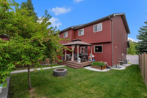15 Eversyde Heath Sw, Calgary, AB 