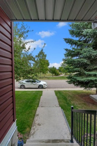 15 Eversyde Heath Sw, Calgary, AB 