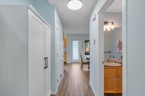 15 Eversyde Heath Sw, Calgary, AB 
