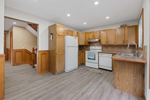 51 Castlebury Way Ne, Calgary, AB 
