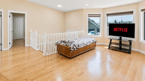 40 Costa Mesa Place Ne, Calgary, AB 