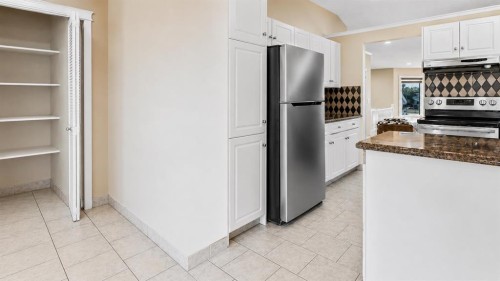 40 Costa Mesa Place Ne, Calgary, AB 