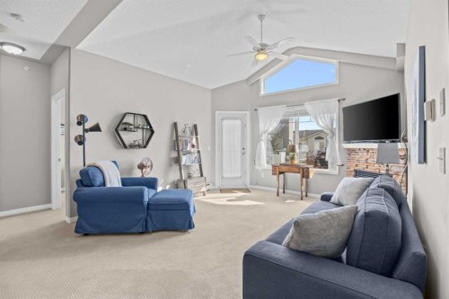 427-345 Rocky Vista Park Nw, Calgary, AB 