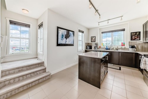 6 Nolan Hill Gate Nw, Calgary, AB 