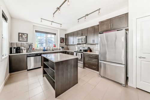 6 Nolan Hill Gate Nw, Calgary, AB 