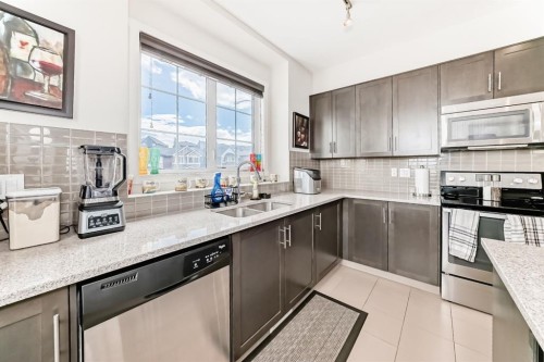 6 Nolan Hill Gate Nw, Calgary, AB 