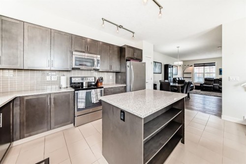 6 Nolan Hill Gate Nw, Calgary, AB 
