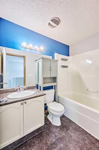 240 Covehaven Road Ne, Calgary, AB 