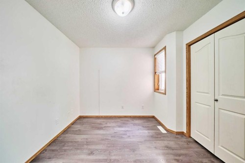 240 Covehaven Road Ne, Calgary, AB 
