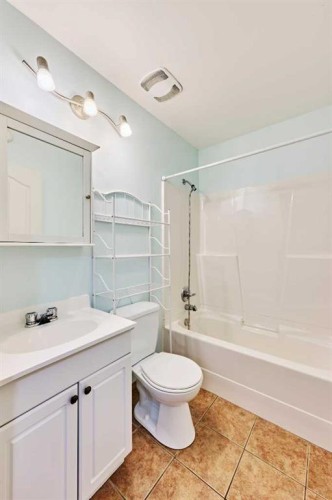 240 Covehaven Road Ne, Calgary, AB 