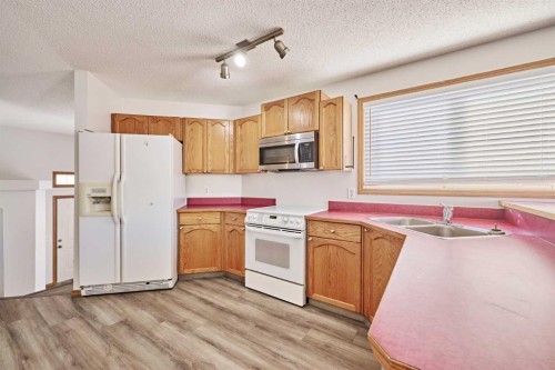 240 Covehaven Road Ne, Calgary, AB 