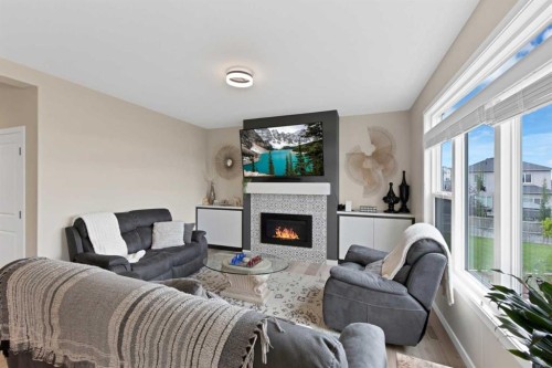 185 Bayside Loop Sw, Airdrie, AB 