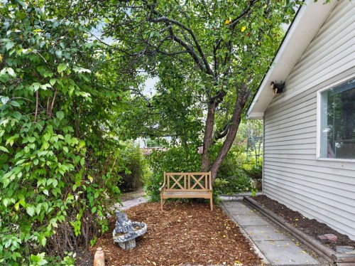 1219 Hunterquay Hill Nw, Calgary, AB 