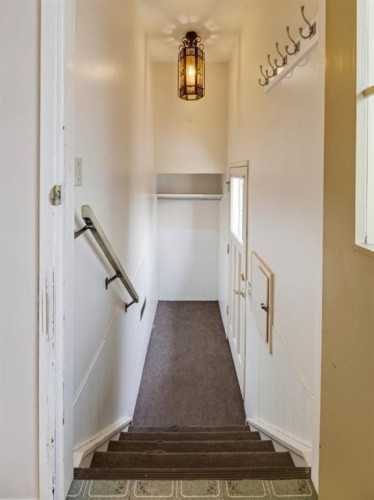 1219 Hunterquay Hill Nw, Calgary, AB 