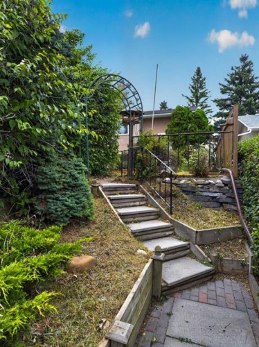 1219 Hunterquay Hill Nw, Calgary, AB 
