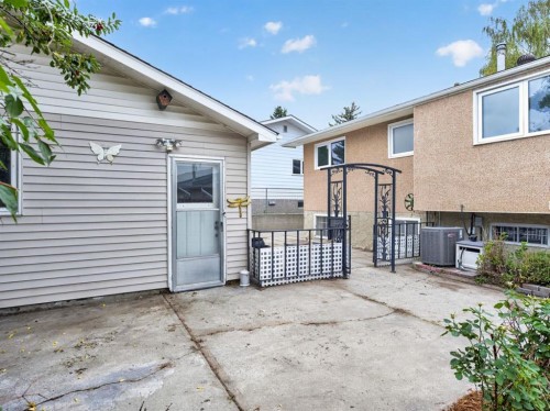 1219 Hunterquay Hill Nw, Calgary, AB 