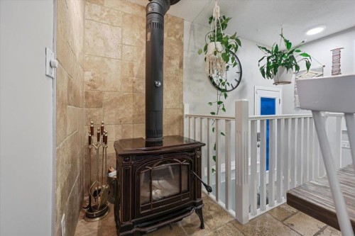 363 Queensland Drive Se, Calgary, AB 