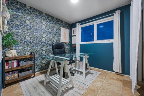 363 Queensland Drive Se, Calgary, AB 