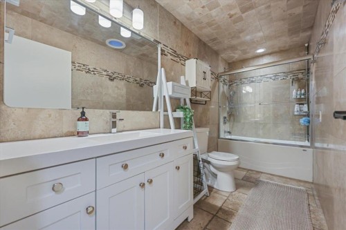 363 Queensland Drive Se, Calgary, AB 