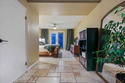 363 Queensland Drive Se, Calgary, AB 