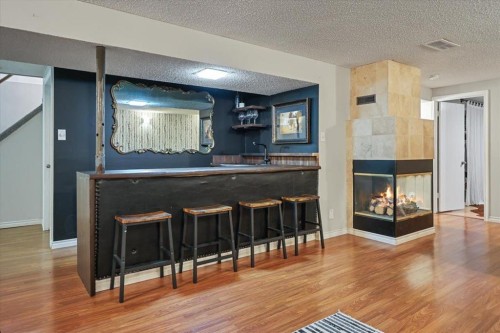 363 Queensland Drive Se, Calgary, AB 