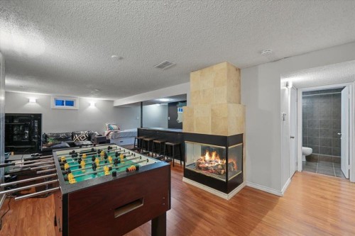 363 Queensland Drive Se, Calgary, AB 