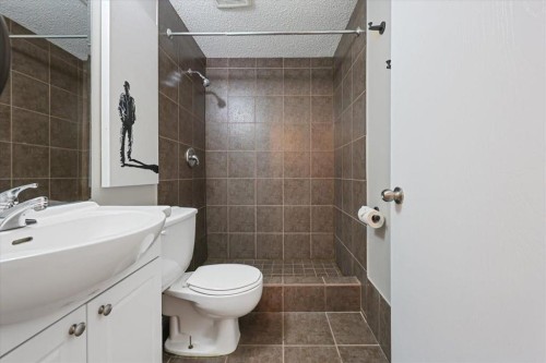 363 Queensland Drive Se, Calgary, AB 