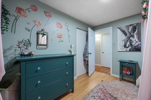 363 Queensland Drive Se, Calgary, AB 