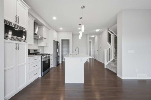 186 Carringvue Park Nw, Calgary, AB 