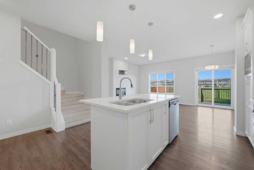 186 Carringvue Park Nw, Calgary, AB 