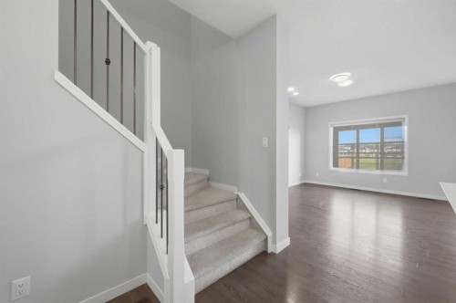 186 Carringvue Park Nw, Calgary, AB 