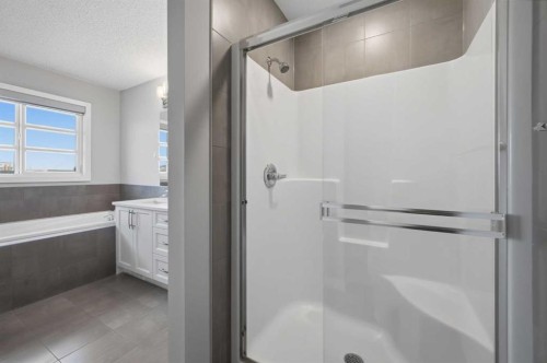 186 Carringvue Park Nw, Calgary, AB 