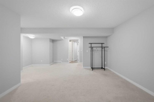 186 Carringvue Park Nw, Calgary, AB 