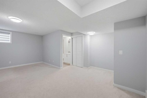 186 Carringvue Park Nw, Calgary, AB 