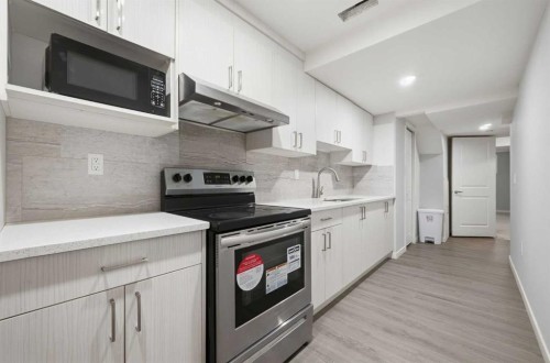 186 Carringvue Park Nw, Calgary, AB 