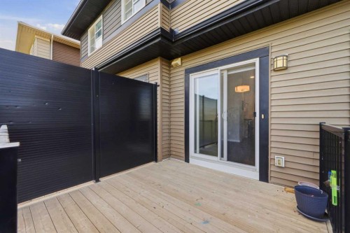 186 Carringvue Park Nw, Calgary, AB 